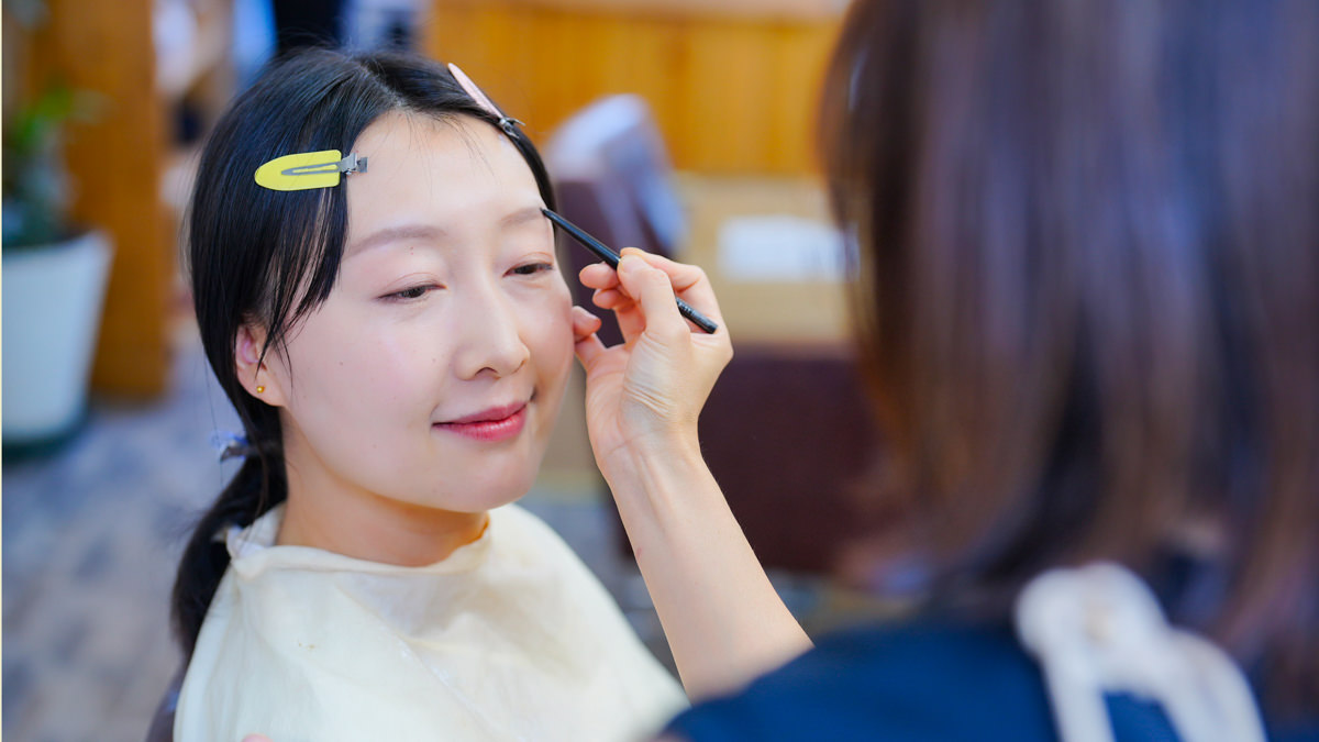 まずは第一印象を磨き本気を伝える婚活プロフィール撮影